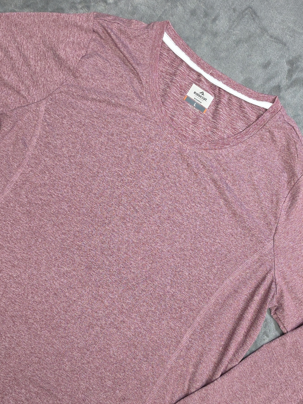RideAim Women’s Long-Sleeve Crew in Heathered Mauve